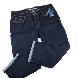 NWT Old Navy Sweetheart Capris, Size 8